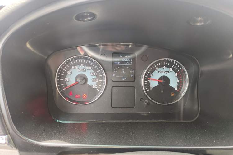 Used Jinbei New Hiace X30L 2021 1.5L Wealth Van Non-Air-Conditioned Version China VI Standard SWC15M
