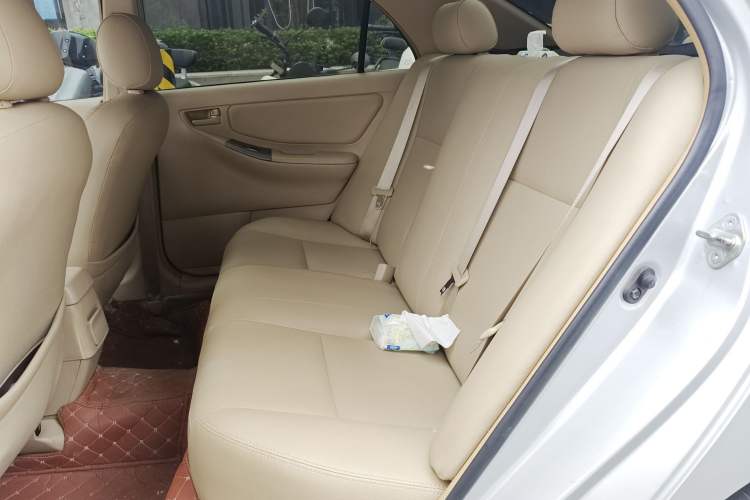 Used Toyota Corolla EX 2013 1.6L Automatic Luxury Edition