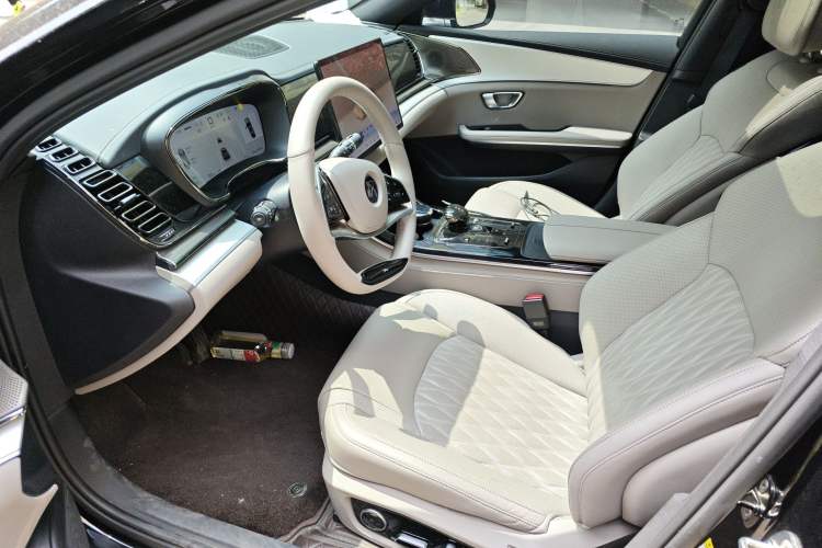 Used BYD Han 2025 DM-i 125KM Prestige Model Left Front Seat