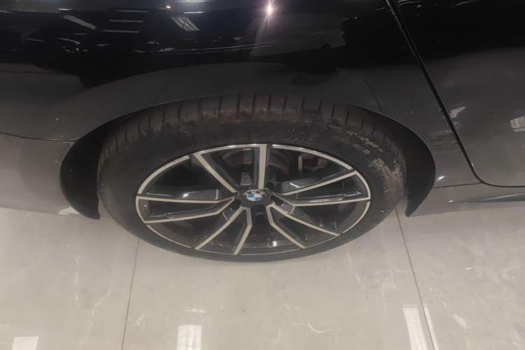 Used BMW 3 Series 2023 325Li M Sport Package Right Rear Wheel Hub