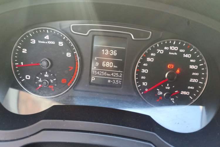 Used Audi Q3 2015 30 TFSI Ambition Edition
