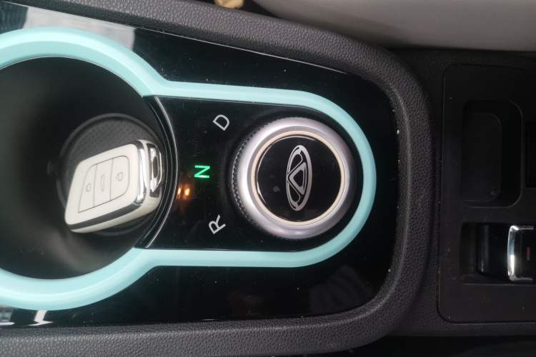 Used Chery New Energy Little Ant 2021 200 000 Yuan Ant Fan Edition Energized Version NMC Lithium Battery 408 km