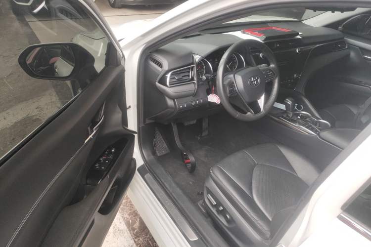 Used Toyota Camry 2019 Revised Version 2.5G Luxury Edition