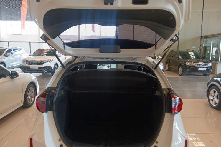 Used Honda Fit 2021 1.5L CVT Trend Edition Trunk