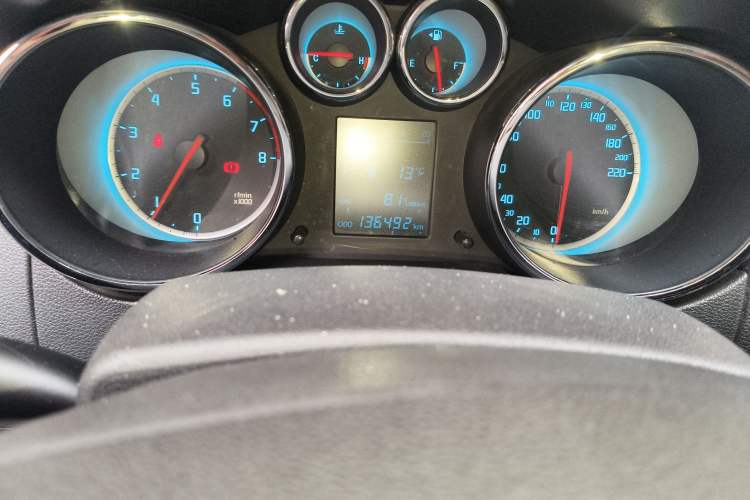 Used Changan CS35 2012 1.6L Automatic Luxury Version China V Standard
