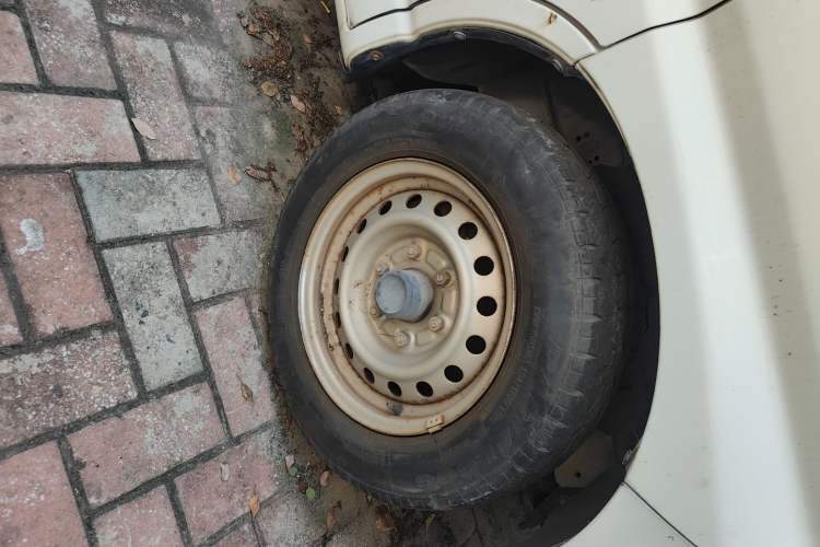 Used Jinbei Express 2017 2.0L Standard Version V19
