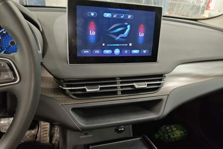 Used Hongqi E-QM5 2021 Charging Version Flagship Edition
