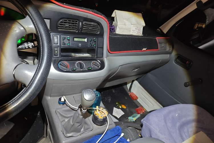 Used Jinbei Hiace 2014 2.0L Fifth-Generation Xiangyun Comfort Type 1 4G20C