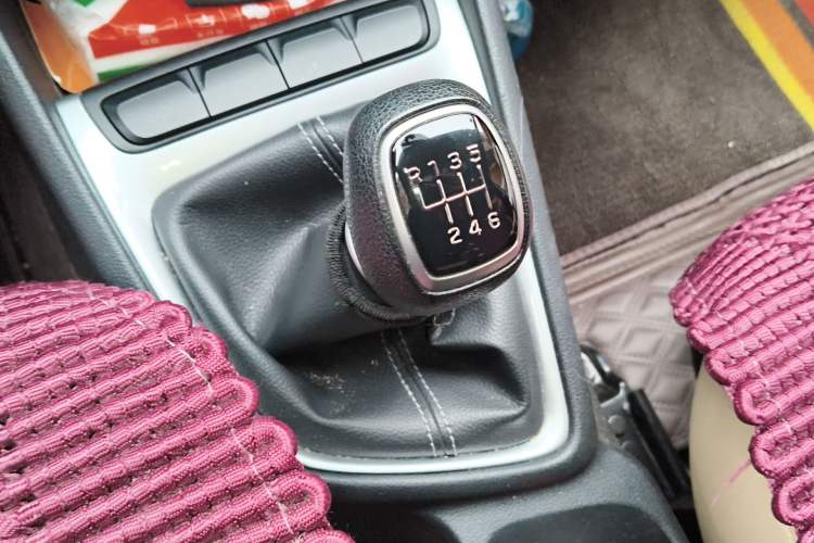 Used Hyundai Celesta 2017 1.6L Manual Enjoyment Edition GLS