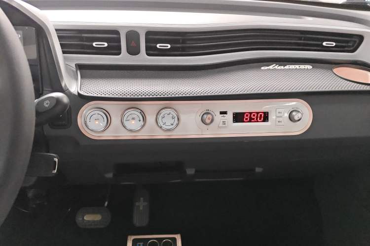 Used Wuling Hongguang MINIEV 2021 Macaron Premium Model – Lithium Iron Phosphate