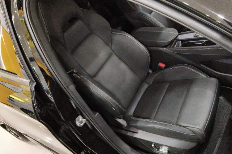 Used Lynk & Co 03 2023 1.5TD DCT JingPro
