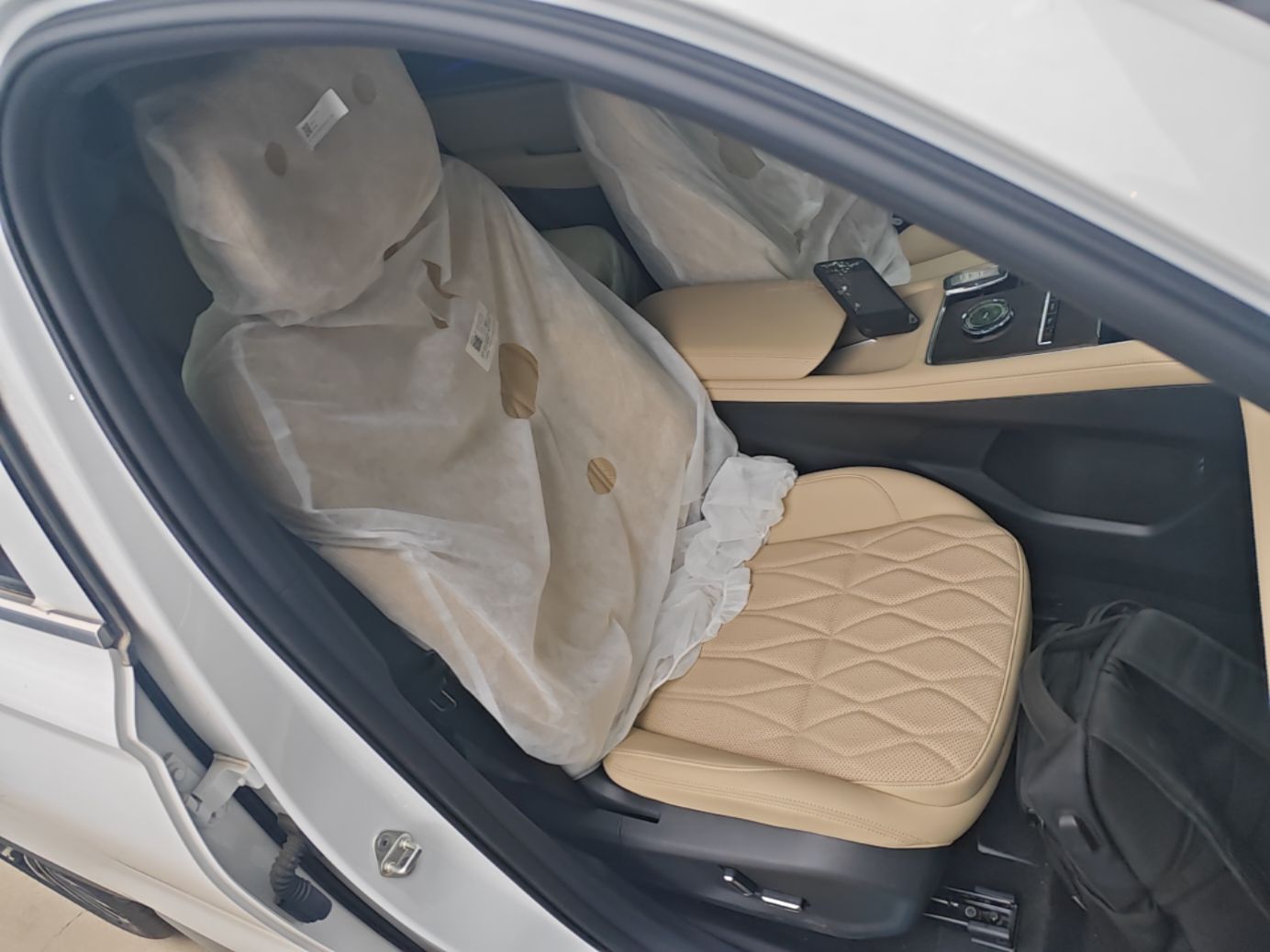 Geely Auto Monjaro L 2025 Dongfang Yao 2.0TD Automatic Lanxing Edition — снимка 19