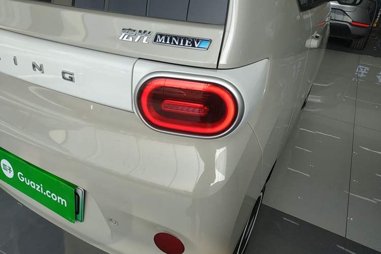 Used Wuling Hongguang MINIEV 2024 3rd Generation 215km Youth Edition