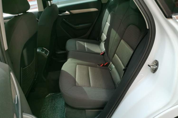 Used Audi Q3 2015 30 TFSI Ambition Edition