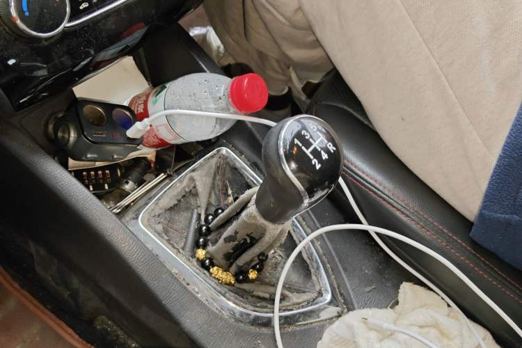 Used CHANGAN KAICHENG Oushang A600 2016 1.5L Manual Luxury 7-Seater