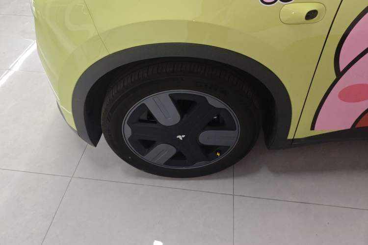 Used firefly 2025 Free Edition
