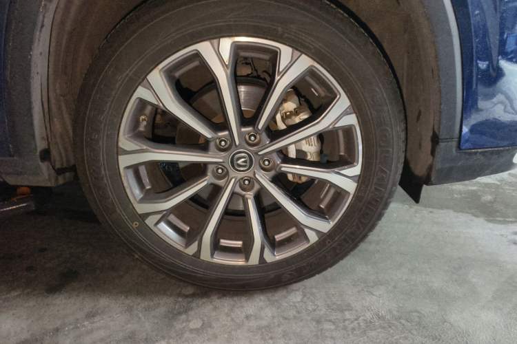 Used CHANGAN CS75 PLUS 2020 2.0T Automatic Pilot Version Right Front Wheel Hub