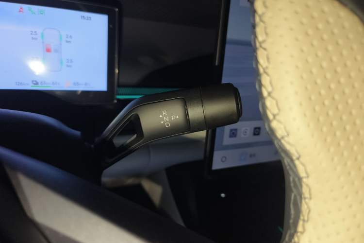 Used Lynk & Co 07 2024 EM-P 126 Long-Range Halo
