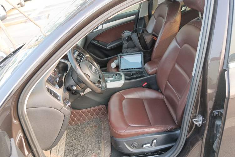 Used Audi A4L 2015 35 TFSI Automatic Standard Model
