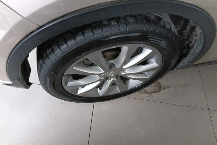 Used Geely Auto Emgrand GS 2016 Elegant Edition 1.8L Automatic LingShang Model Left Front Wheel Hub