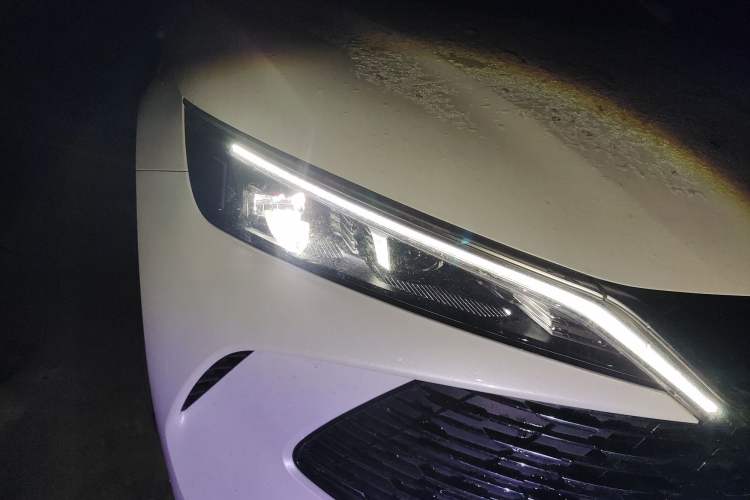 Used BYD Qin L 2024 DM-i 80KM Leading Model
