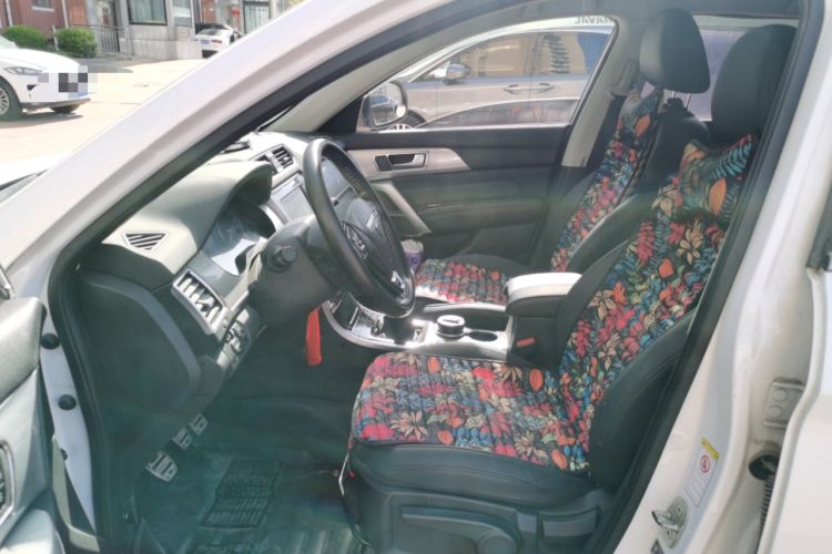 Used Haval H2 2017 Red-Label 1.5T Manual Two-Wheel Drive Luxury Model Left Front Seat