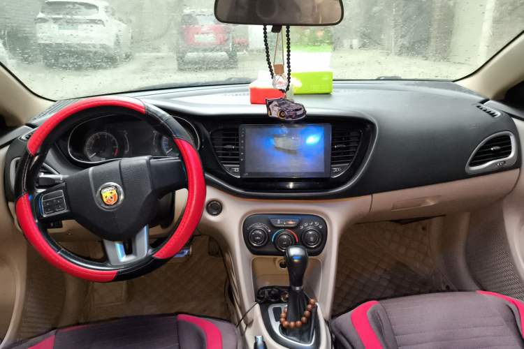 Used Fiat Viaggio 2012 1.4T Automatic Jingxiang Edition Center Console