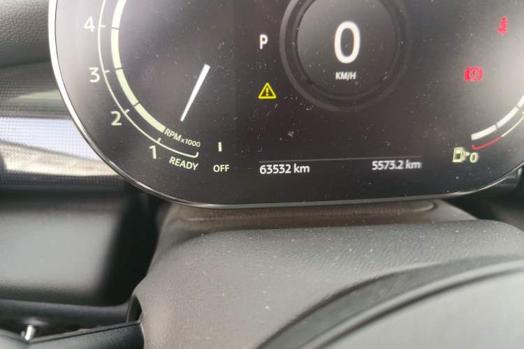 Used MINI 2021 2.0T COOPER S Artist Odometer Close Up