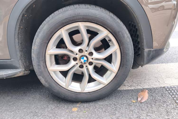 Used BMW X3 2011 xDrive28i Luxury Model