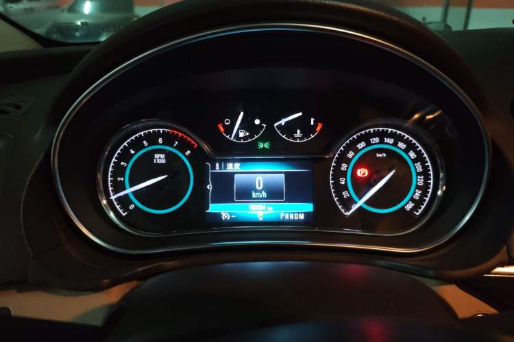 Used Buick Regal 2015 2.0L Elite Fashion Edition Instrument Cluster