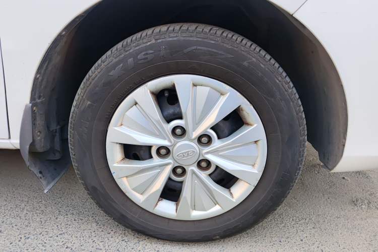 Used JAC Refine M3 2019 IKEA Edition 1.6L Luxury Model