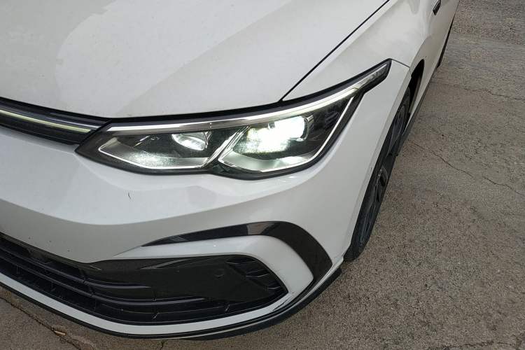 Used Volkswagen Golf 2021 280TSI DSG R-Line Left Front Headlight