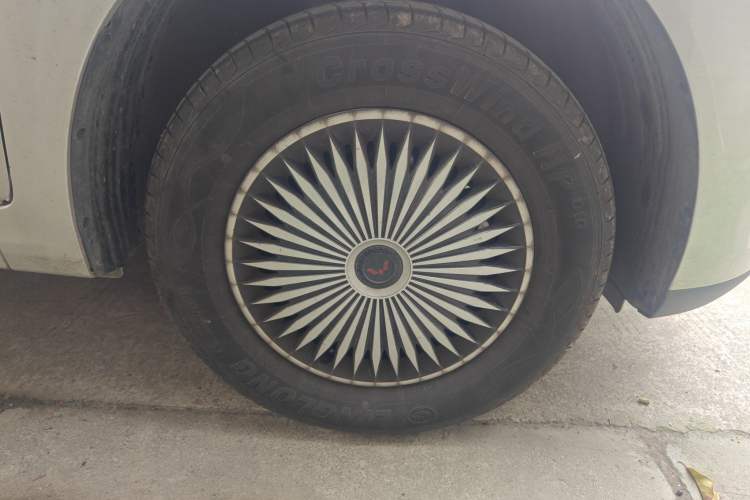 Used Wuling Hongguang New Energy 2024 All-Electric Model 300KM Standard Version