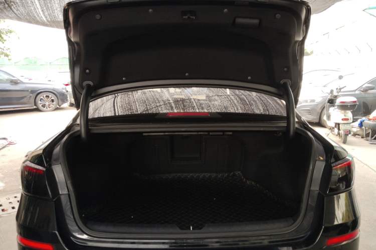 Used Kia K5 2019 Pro 1.6T Automatic Luxury Edition China V Standard