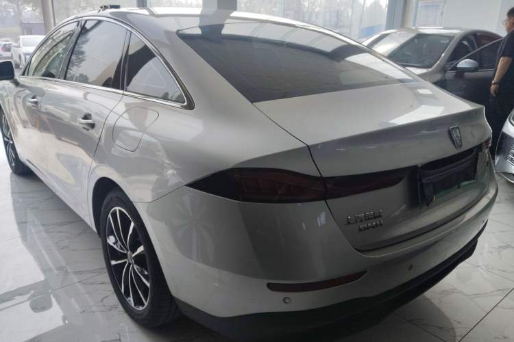 Used Roewe D7 2025 DMH 125km World Champion Excellence Edition Rear Left 45 Deg