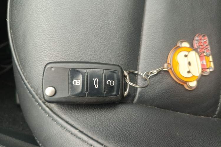 Used Volkswagen Gran Lavida 2013 1.6L Manual Comfort Model