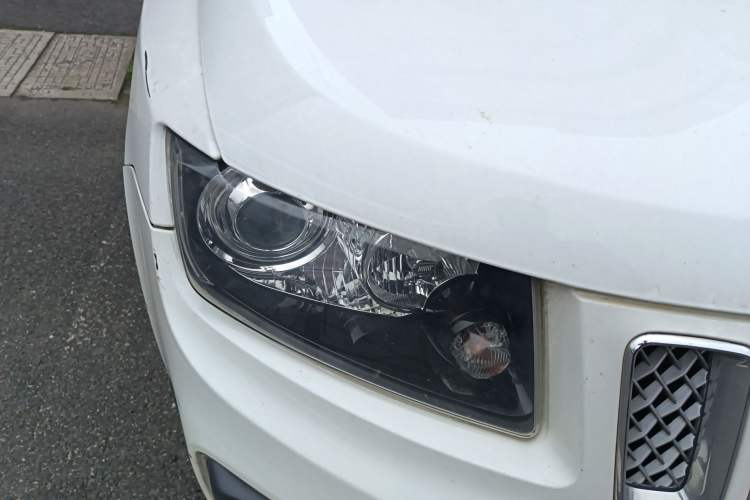 Used Jeep Compass 2014 2.0L two-wheel drive luxury version Right Front Headlight