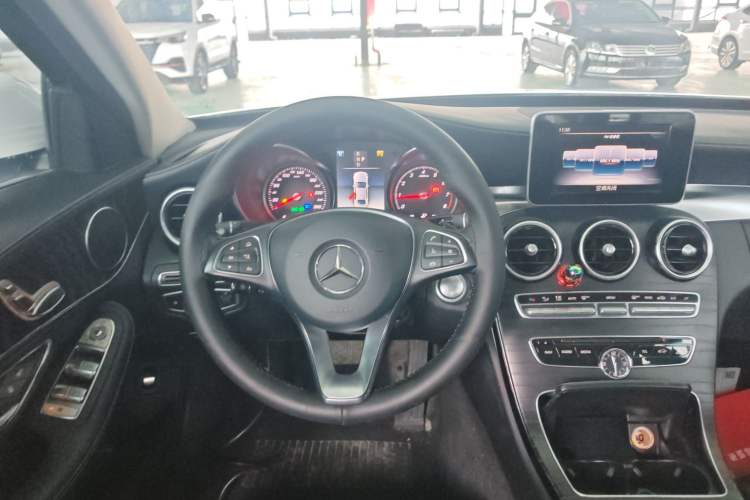 Used Mercedes-Benz C-Class 2018 C 180 L Fashion Edition Sport Version
