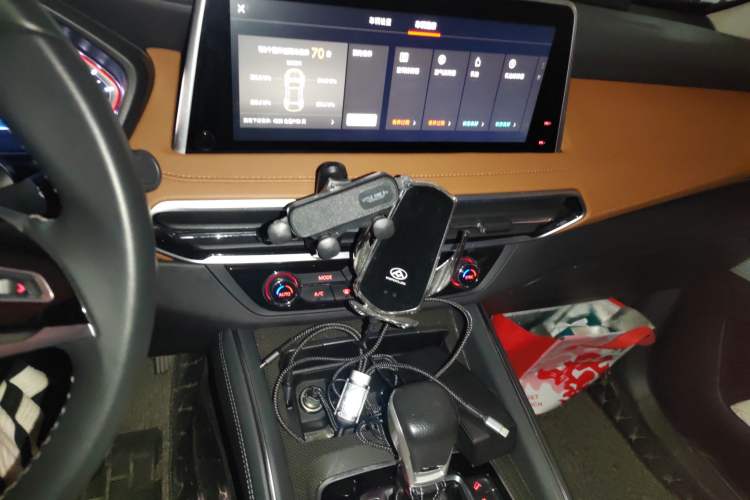 Used SAIC MAXUS D90 2017 2.0T Automatic All-Wheel Drive Sirius