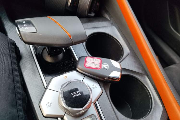 Used CHANGAN UNI-V 2023 1.5T Sport Edition
