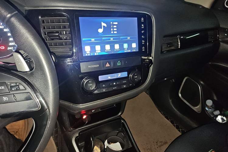 Used Mitsubishi Outlander 2018 2.4L 4x4 Elite Edition 5 Seats