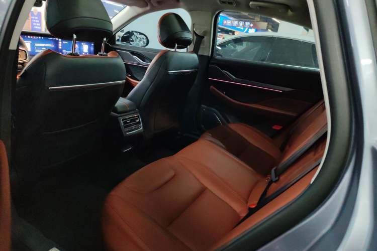 Used Lincoln Z 2022 iXiang Deluxe Edition