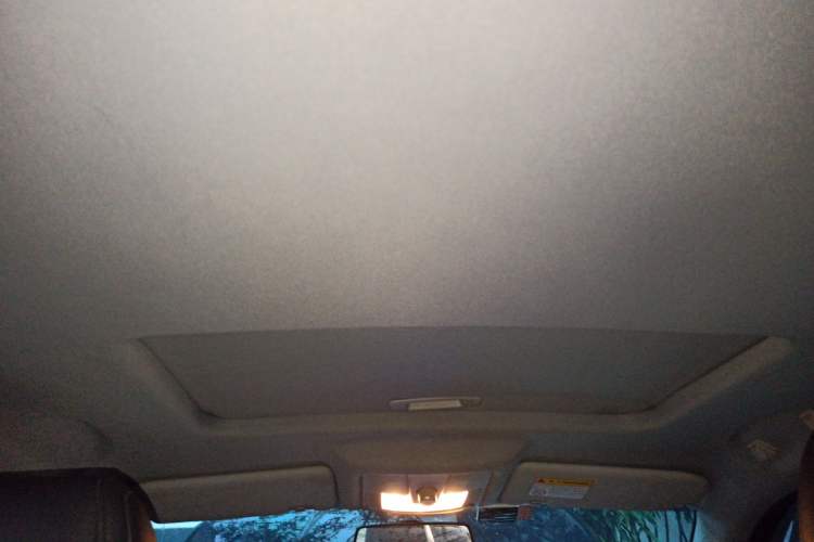 Used MG GS 2015 2.0TGI TST Luxury Edition Headliner