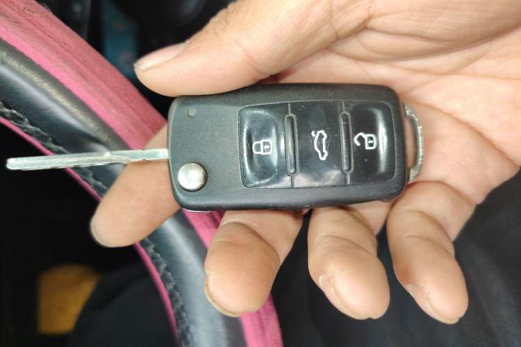 Used Volkswagen Polo 2014 1.6L Automatic Luxury Edition
