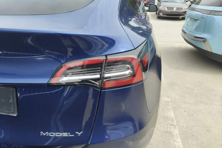 Used Tesla Model Y 2022 Rear-Wheel-Drive Version