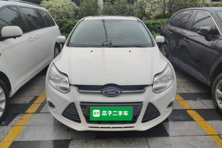 Used Ford Focus 2012 Sedan 1.6L Automatic Fashion Edition