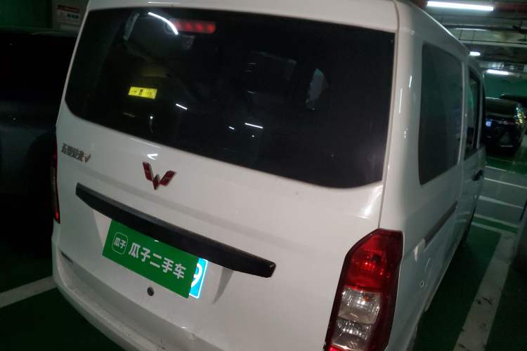 Used Wuling Rongguang V 2016 1.5L Practical Version
