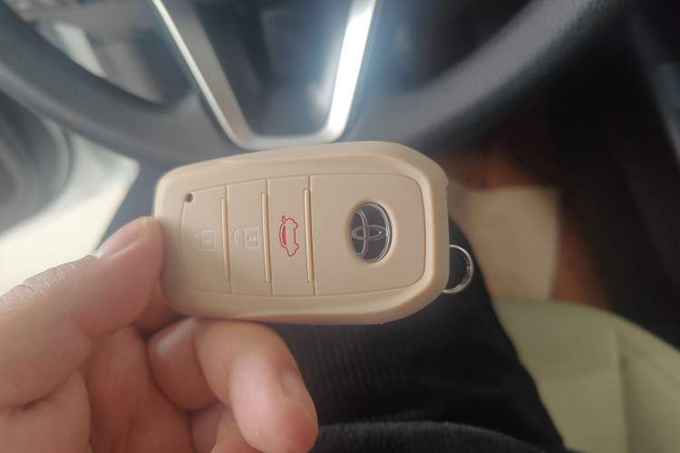 Used Toyota Levin 2024 Smart Electric Hybrid Dual-Engine 1.8L Luxury Edition Vehicle Key