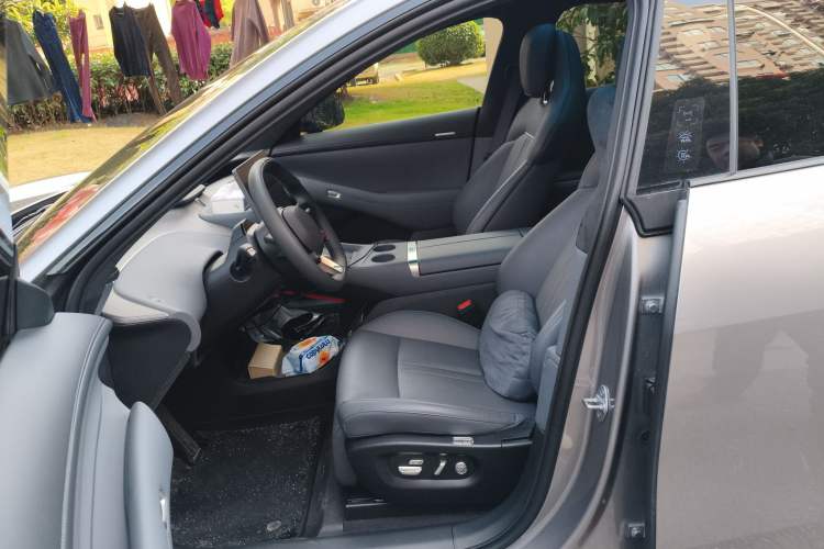 Used Xiaomi Auto YU7 2025 Ultra-Long Range High-Performance All-Wheel-Drive Max Edition