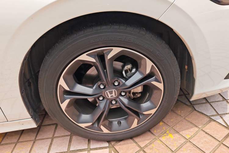 Used Honda Civic 2022 240TURBO CVT Dynamic Control Version
